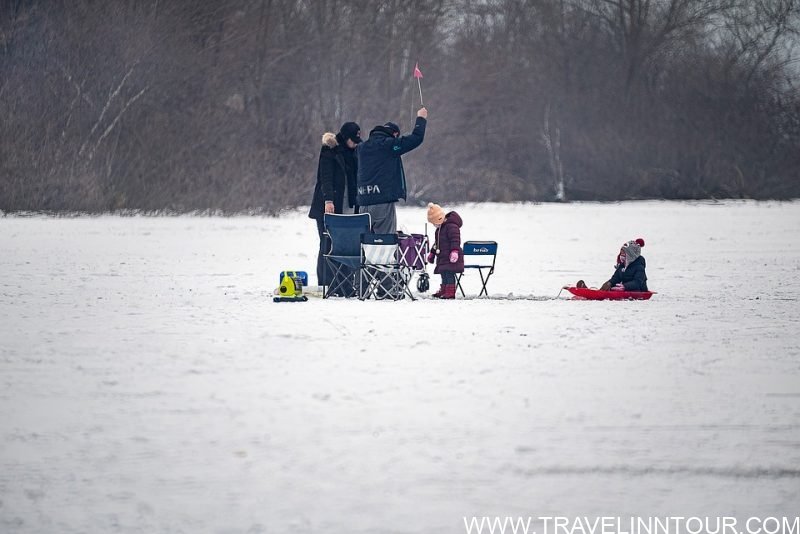 Reeling in Rewards in the Great White North: Ice Fishing Casino Magic, ice fishing online game